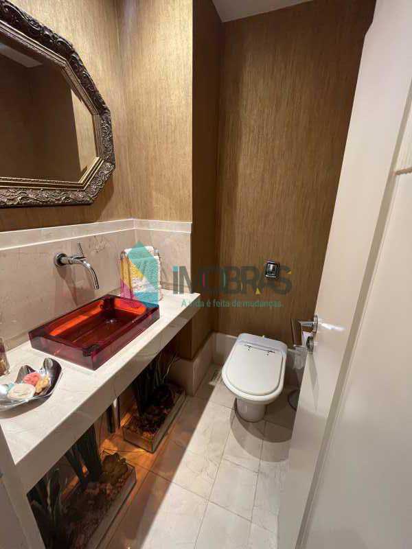 F5D8B4CD-2B07-4D0A-AA1B-556581 - 8