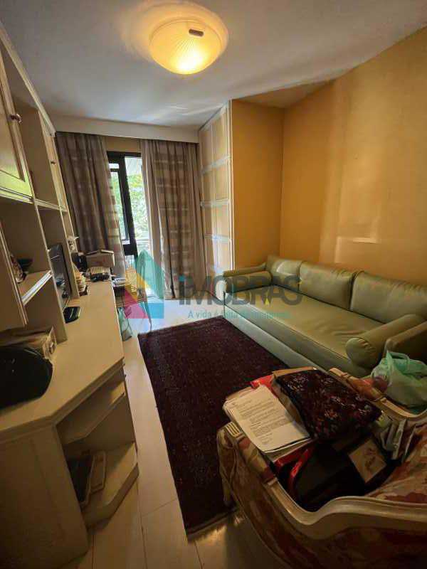 89445915-7D81-41F4-827D-C1F4F8 - 9