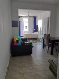COPACABANA!! POSTO 2!! AMPLO CONJUGADO (60 M2)!! ANDAR ALTO!! FRENTE!!! PORTARIA 24 HORAS!! - CPKI00743