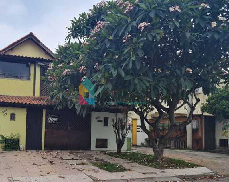 casa-com-2-quartos-a-venda-85m - 25
