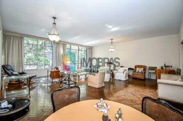 Imperdível - IMPERDÍVEL NO POSTO 6!! APARTAMENTO COM 03 QUARTOS,DEPENDÊNCIA E VAGA ESCRITURADA - CPAP32523