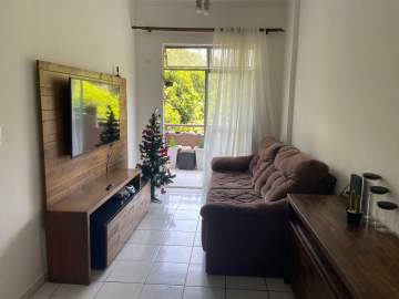 FREGUESIA , 3 QUARTOS SENDO UM SUITE ,SALA EM 2 AMBIENTES TODO EM PISO DE CERAMICA CLARO , COZINHA COM ARMARIOS PLANEJADOS , BANHEIROS NOVOS COM BLINDEX , VARANDA , CLARO , AREJADO , LATERAL COM VISTA PRO VERDE - CPAP32554