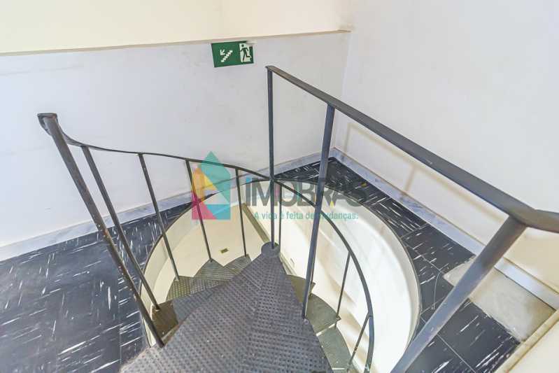 escada mezanino - 3