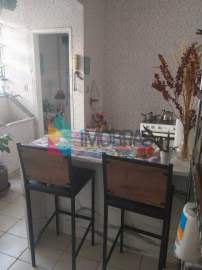 GRAJAÚ! APTO.SALA E 3 QUARTOS COM VAGA DE GARAGEM!! PORTARIA 24 HORAS!! - CPAP32615