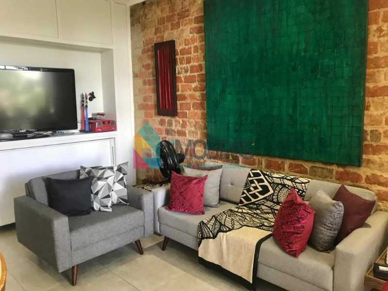 04a94a42-7a86-48b0-aab7-046d5d - 3