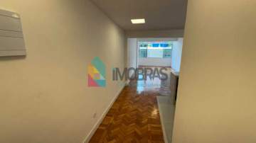 Imperdível - FLAMENGO !! APARTAMENTO REFORMADO COM 03 QUARTOS E DEPENDÊNCIA - CPAP32788