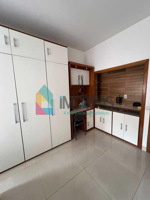 3c65da43-de27-4cda-9726-71325b - 12