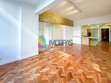 Ótima localização - Maravilhoso 3 qtos em Copacabana, reformado, em Copacabana! - CPAP32851