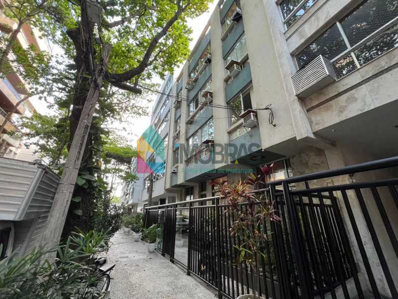 Foto da fachada do prédio. - 2