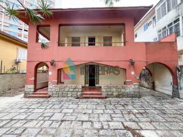 EXCELENTE OPORTUNIDADE CASA DUPLEX COM 6 QUARTOS E 6 VAGAS EM LARANJEIRAS! - CPCA60021