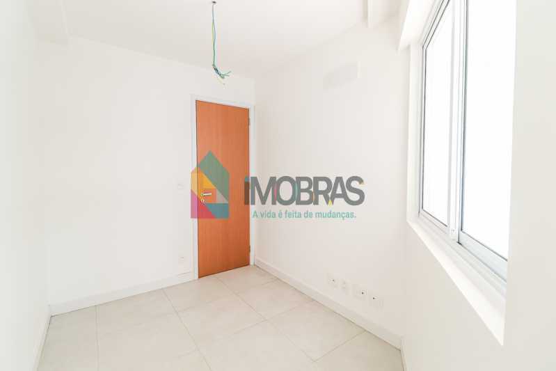 8.2_QUARTO_3 - 18