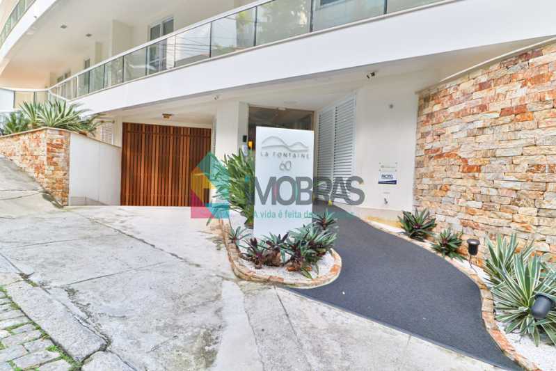 Entrada e garagem - 25