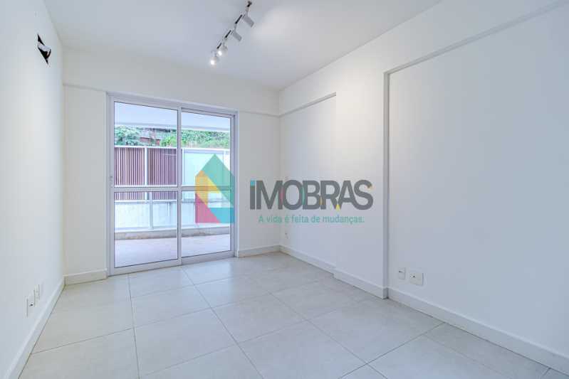 Quarto 2 - suíte - 9
