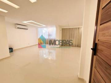 Imperdível - COPACABANA APARTAMENTO 3 QUARTOS TODO REFORMADO DECORADO NO POSTO 5 OPORTUNIDADE NA QUADRA DA PRAIA !! - CPAP32904