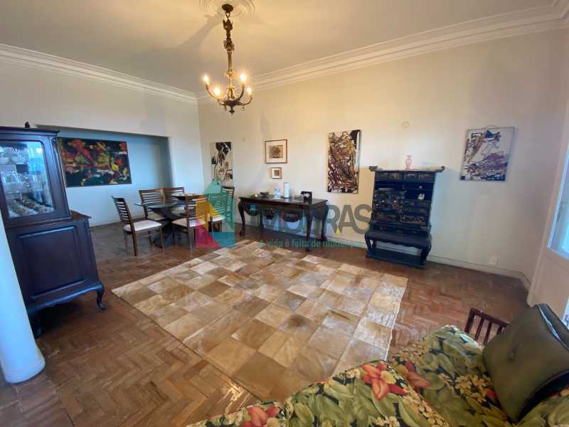 Sala - 9