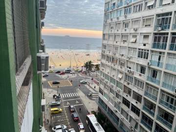 Imperdível - COPACABANA APARTAMENTO NA QUADRA DA PRAIA COM VISTA MAR TODO REFORMADO MOBILIADO OPORTUNIDADE!! - CPKI00881