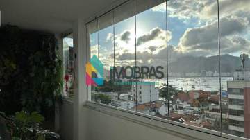 Imperdível - URCA !! APARTAMENTO REFORMADO COM 03 QUARTOS,VARANDA E ÁREA DE SERVIÇO - CPAP32985
