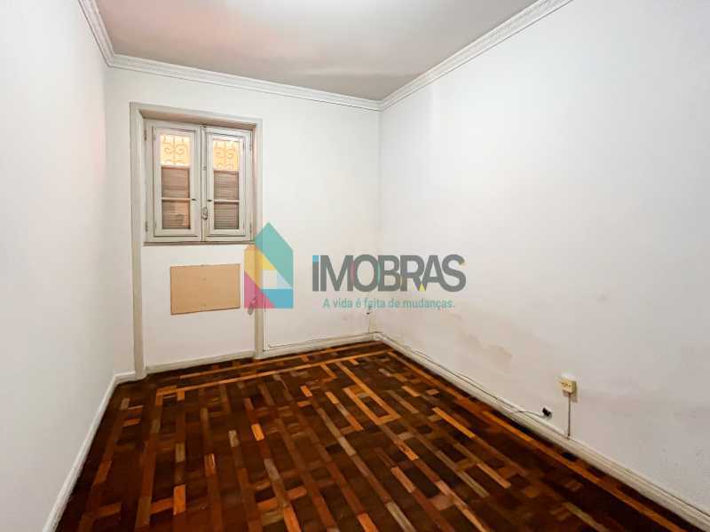 Conheça IMG_0292 do imóvel - URCA !! APARTAMENTO TIPO CASA COM 03 QUARTOS,VARANDA,DEPENDÊNCIA,ÁREA EXTERNA E VAGA AMPLA - CPCA30054 - 6 IMG_0292 - 6