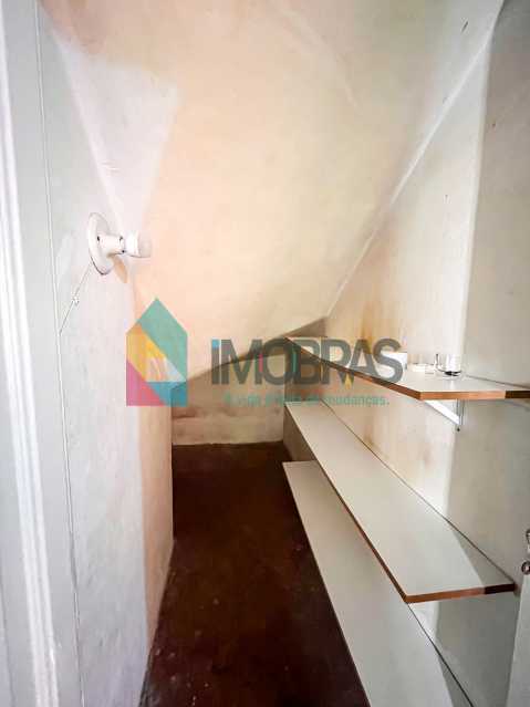 Conheça IMG_0294 do imóvel - URCA !! APARTAMENTO TIPO CASA COM 03 QUARTOS,VARANDA,DEPENDÊNCIA,ÁREA EXTERNA E VAGA AMPLA - CPCA30054 - 12 IMG_0294 - 12