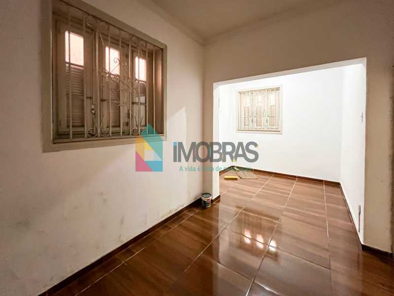 Conheça IMG_0308 1 do imóvel - URCA !! APARTAMENTO TIPO CASA COM 03 QUARTOS,VARANDA,DEPENDÊNCIA,ÁREA EXTERNA E VAGA AMPLA - CPCA30054 - 10 IMG_0308 1 - 10