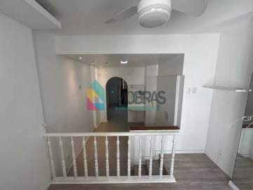 Imperdível - COPACABANA APARTAMENTO CONJUGADO TODO REFROMADO DECORADO COM 1 VAGA DE GARAGEM OPORTUNIDADE NO POSTO 6!! PROXIMO A PRAIA E IPANEMA !! - CPKI10569