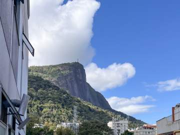 Ótima localização - Jardim Botanico!!! Original sala e quarto com dependência convertido para 2 , vaga e infraestrutura no prédio. - CPAP11696 Ótima localização - Jardim Botanico!!! Original sala e quarto com dependência convertido para 2 , vaga e infraestrutura no prédio. - CPAP11696