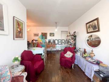 Imperdível - Copacabana, Posto 5!!! 3 quartos com 2 vagas, prédio com play e próximo a praia. - CPAP33015 Imperdível - Copacabana, Posto 5!!! 3 quartos com 2 vagas, prédio com play e próximo a praia. - CPAP33015