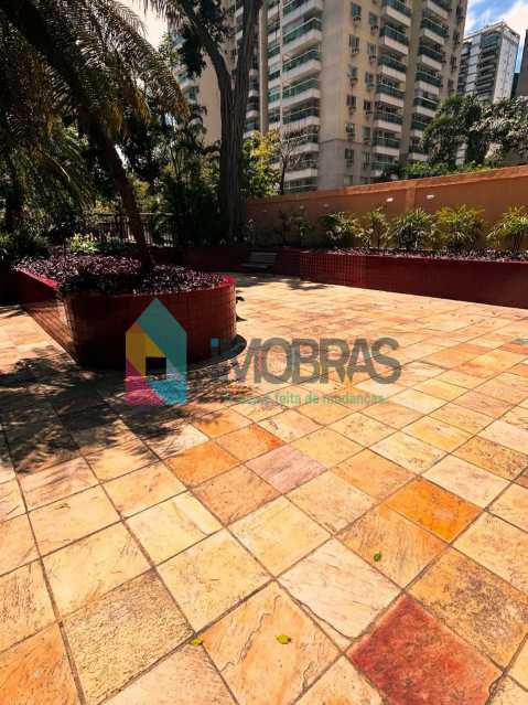 45958f33-e80c-4526-9c7e-27ecce - 18