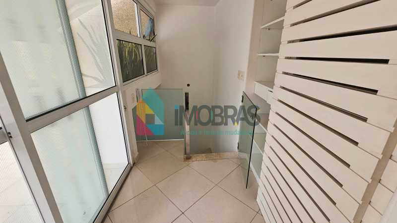 WhatsApp Image 2025-11-20 at 1 - 4