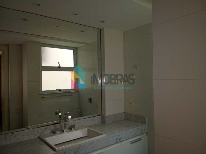 PHOTO-2025-11-28-12-49-40 4 - 8