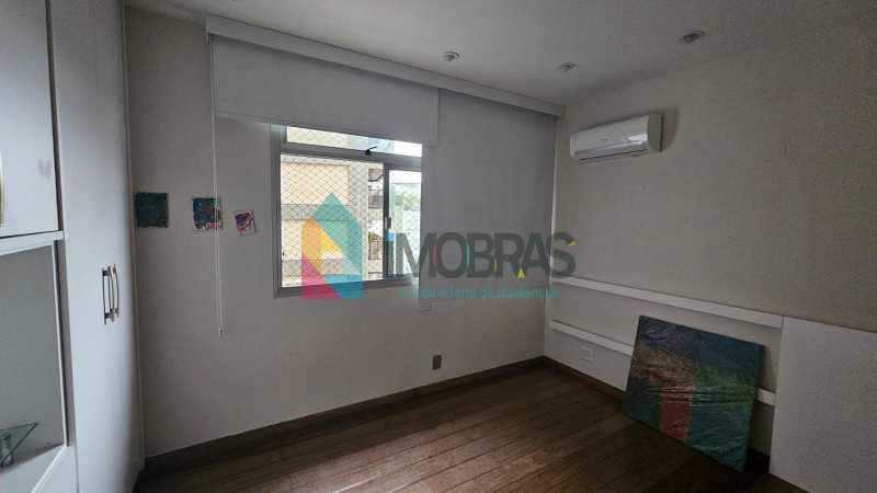 WhatsApp Image 2025-12-03 at 1 - 7