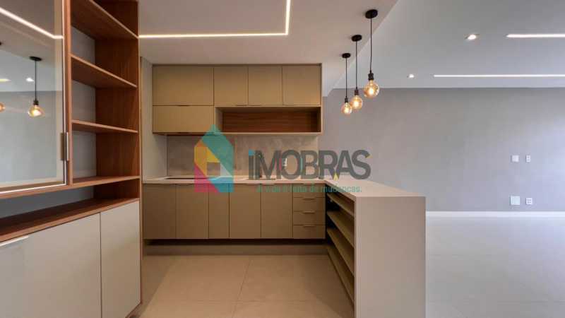 a356f8d2-3aee-4b4f-8c90-b19f36 - 17