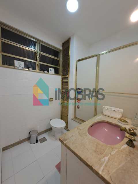 Conheça 5. do imóvel - Copacabana!!! 3 quartos com vaga na escritura. Duas quadras da praia. - CPAP33098 - 5 5. - 5