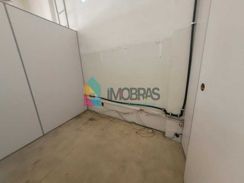 1215ac4d-71de-45fc-9013-679438 - 24