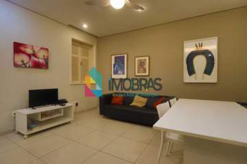 Imperdível - COPACABANA APARTAMENTO 2 QUARTOS TODO REFORMADO MOBILIADO NA QUADRA DA PRAIA 1 VAGA DE GARAGEM OPORTUNIDADE!! - ATLANTICA