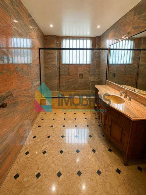 Conheça Banheiro social rosa do imóvel - Apartamento à venda Rua Fernando Mendes, Copacabana, IMOBRAS RJ, Rio de Janeiro - R$ 2.500.000 - CPAP33192 - 12 Banheiro social rosa - 12