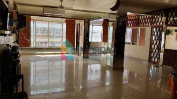Imperdível - Copacabana, Posto 6!!! 4 quartos sendo 1 suíte, com vaga na escritura. - AP174