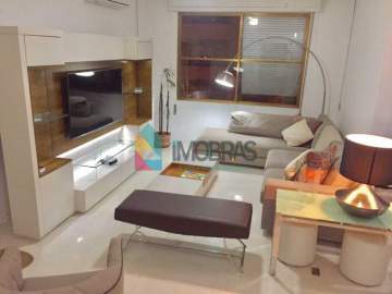 Ótima localização - COPACABANA!!! 3 QUARTOS SENDO UM SUÍTE, REFORMADO E MOBILIADO, POSTO 3. - CPAP30698