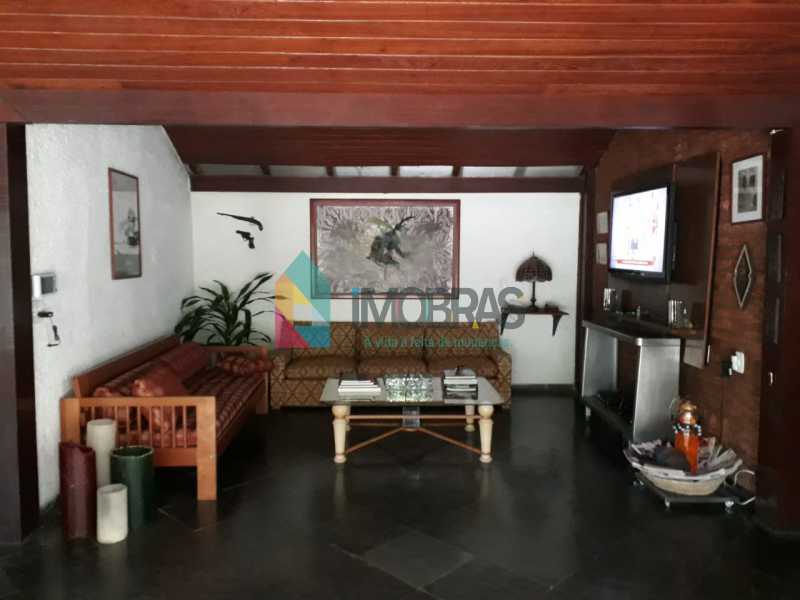 casa cosme velho 10. - 11