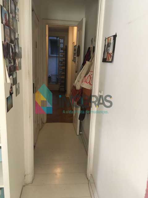 Conheça Corredor do imóvel - FLAMENGO!! DE FRENTE PARA O ATERRO!! AMPLO APTO. COM SALÃO E 3 SUÍTES!! VAGA NA ESCRITURA!! APENAS UM POR ANDAR!! PORTARIA 24 HORAS!! - FLAP30067 - 3 Corredor - 3