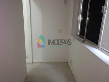 Ótima localização - SALA COMERCIAL TIPO LOJA NA QUADRA DA PRAIA - CPLJ00079