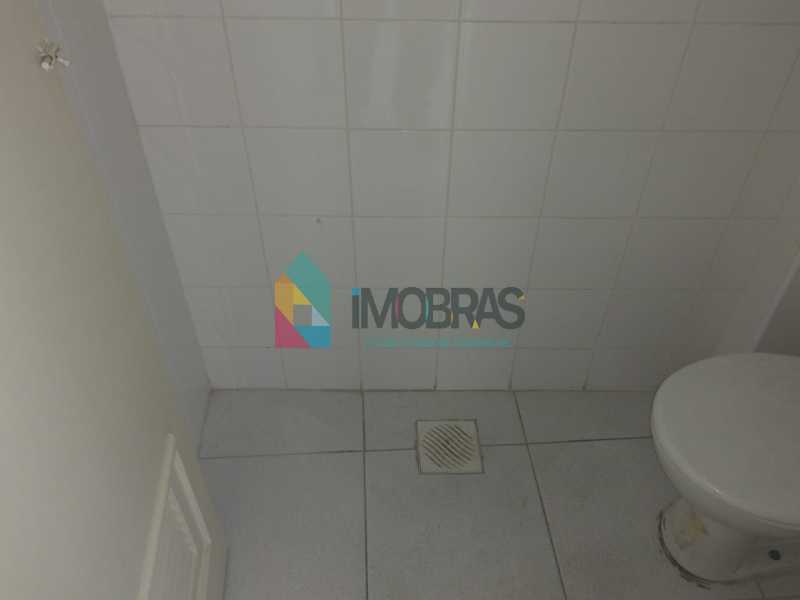 BANHEIRO EMPREGADA - 22