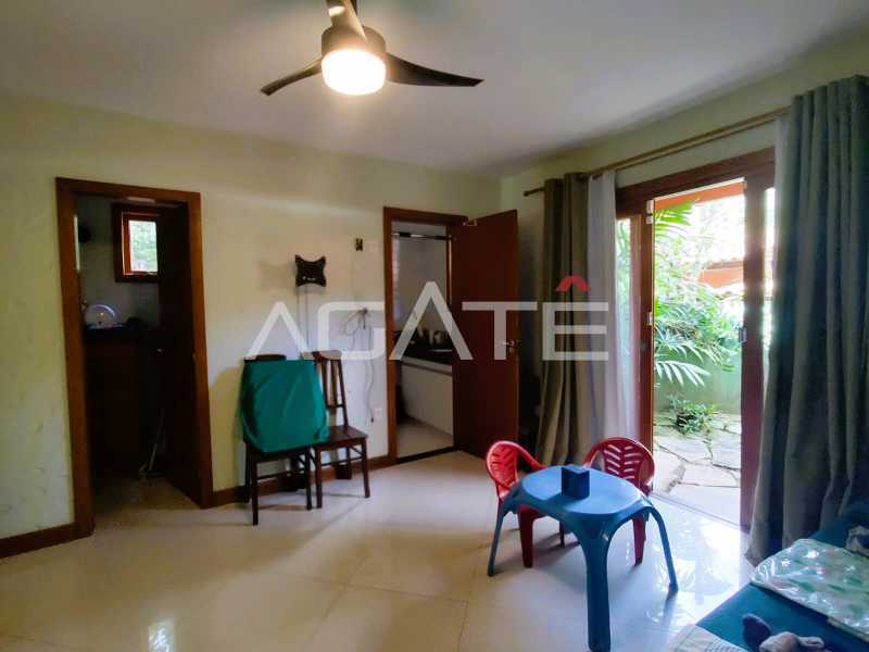 Conheça Casa 3 quartos Itaipu. do imóvel - Agatê Imóveis vende Excelente Casa Duplex de 156 m² - Itaipu - Niterói por R$ 850 mil reais. - HTCA30336 - 11 Casa 3 quartos Itaipu. - 11