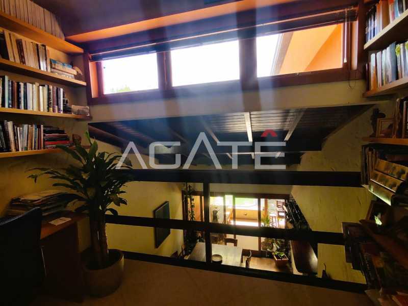 Conheça Casa 3 quartos Itaipu do imóvel - Agatê Imóveis vende Excelente Casa Duplex de 156 m² - Itaipu - Niterói por R$ 850 mil reais. - HTCA30336 - 41 Casa 3 quartos Itaipu - 41