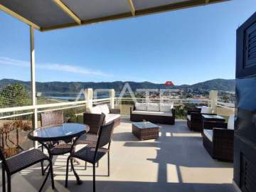 Agatê Imóveis vende Espetacular Casa duplex com 286m² por R$ 4.500.000,00 - Camboinhas - Niterói. - HTCA30347