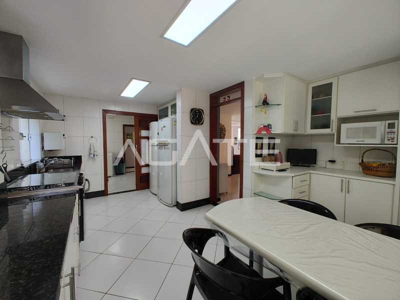 Casa Condomínio Itacoatiara 4 - 47