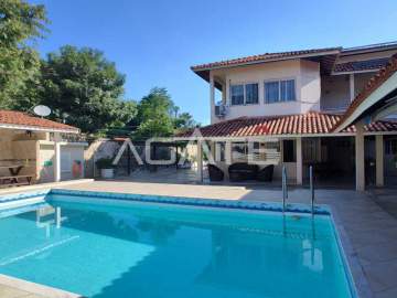Agatê Imóveis vende Magnífica Casa Duplex com 537 m² por R$ 1.650.000,00 reais - Itaipu - Niterói - RJ. - HTCA60006