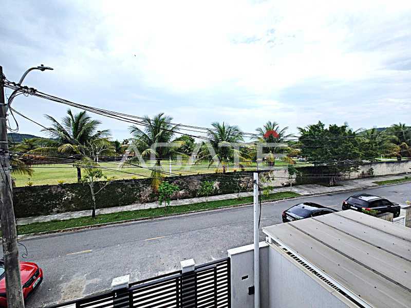 Casa 3 suítes Cond Itaipu - 25