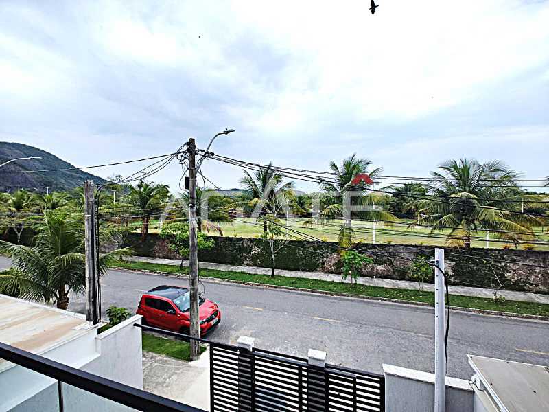 Casa 3 suítes Cond Itaipu - 24
