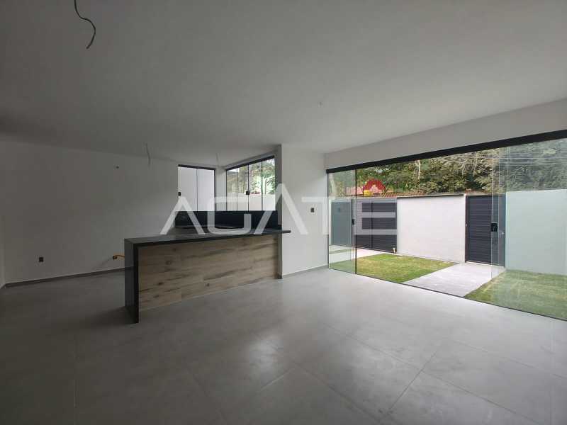 Casa linear 3 qtos  - 36